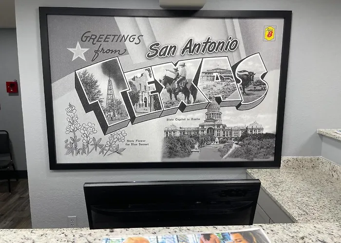 Super 8 By Wyndham San Antonio Downtown Ne