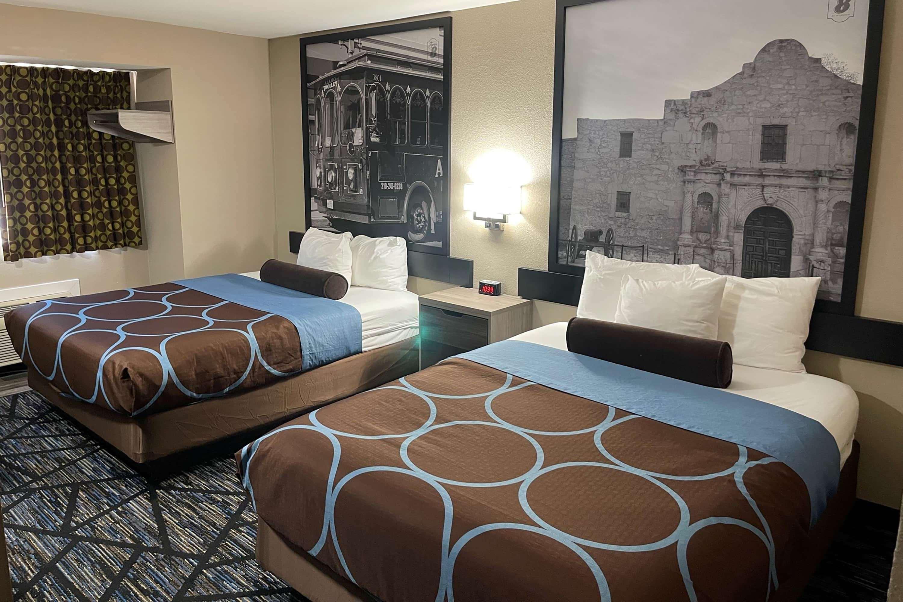 Super 8 By Wyndham Downtown Ne Hotel San Antonio