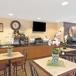 Super 8 By Wyndham San Antonio Downtown Ne 